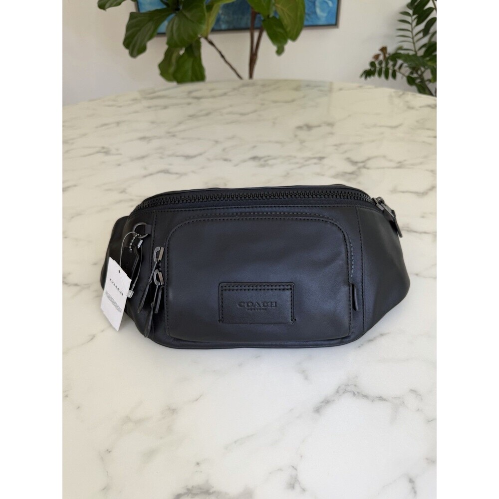 NWT Coach Black Smooth Leather Track Leather Belt Bag Mens Waist Pack C2716